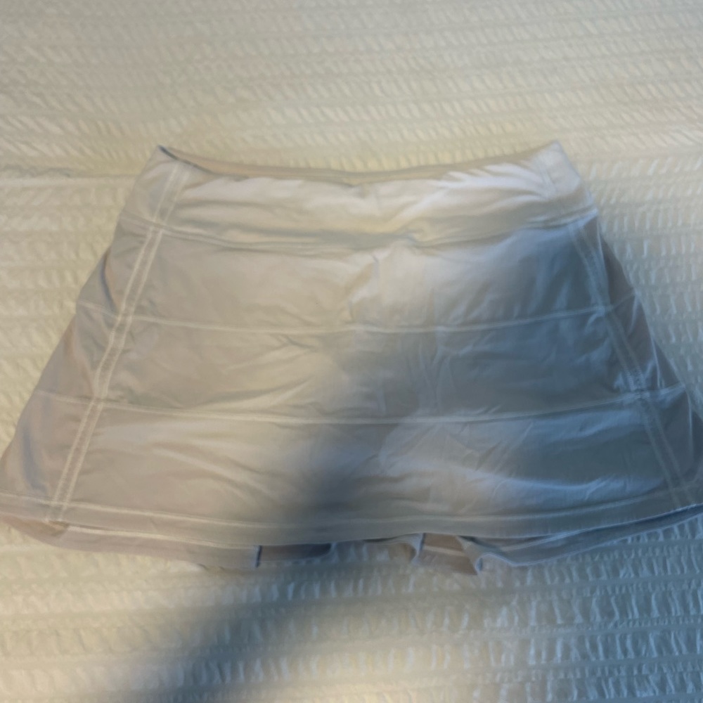 white lulu tennis skirt